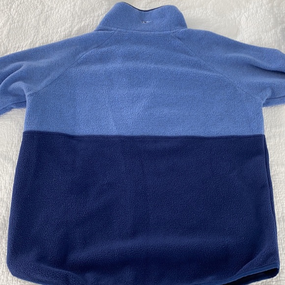 Vineyard Vines Fleeze quarter zip! - Picture 8 of 8